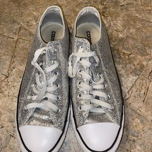 Silver converse